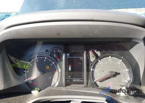 2022 Toyota 4Runner Sr5 Premium z USA, uszkodzony, nr VIN JTENU5JR0N6052698